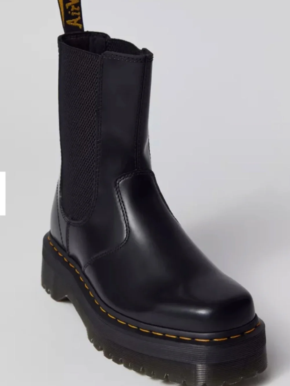 Dr. Martens - Chelsea Boot - Women, black, 9 US